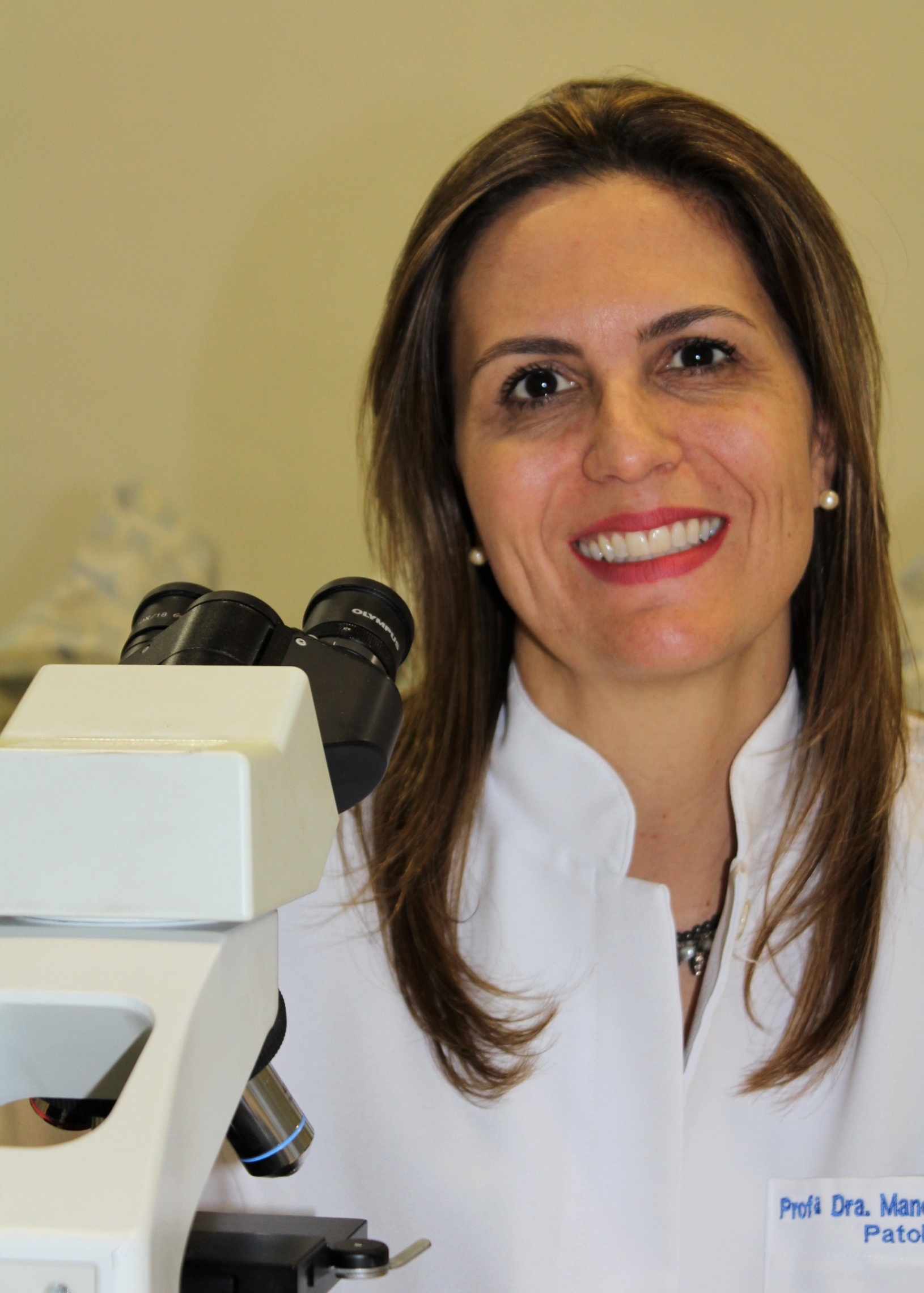 Imagem da professora Manoela Domingues Martins